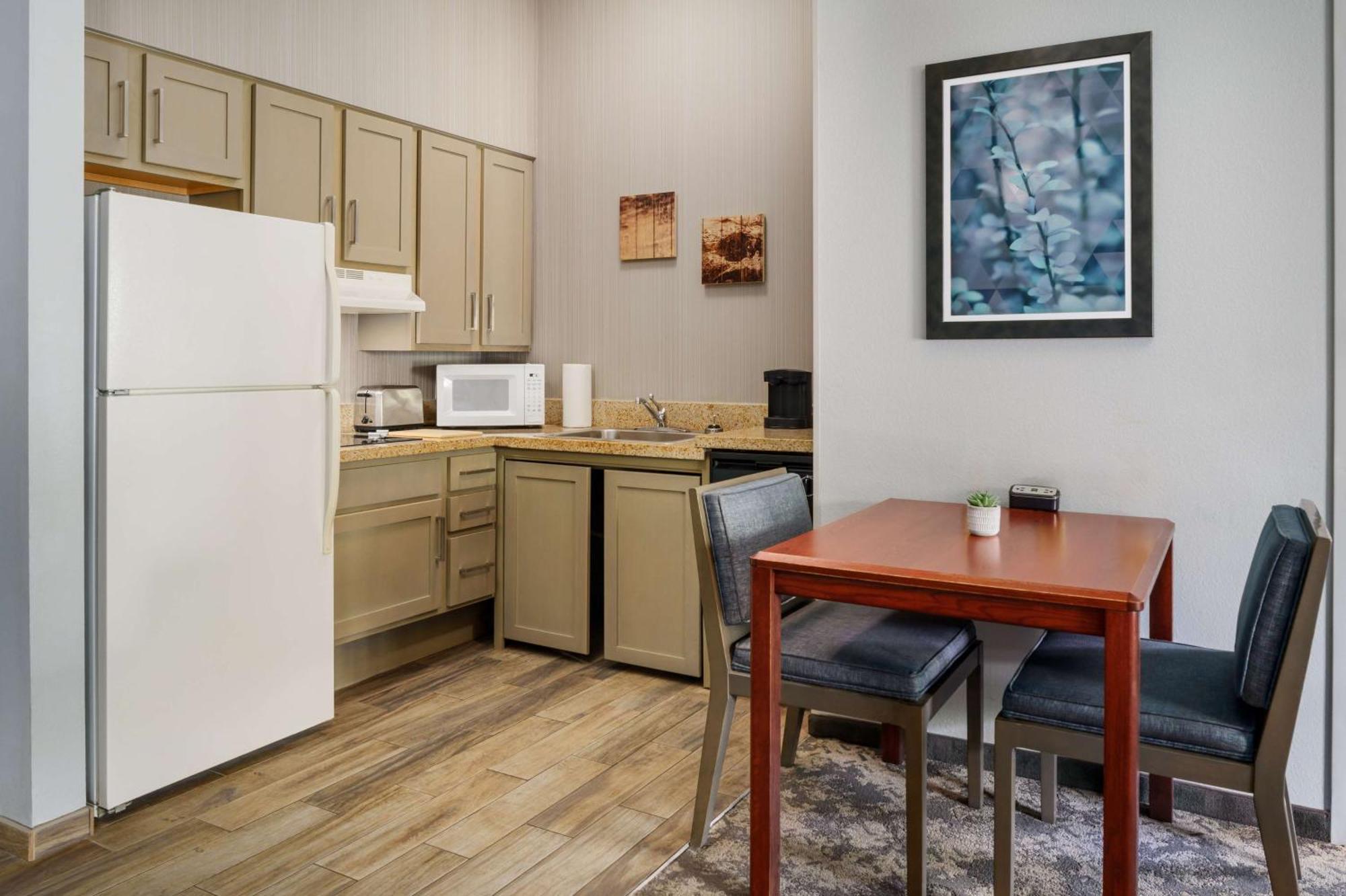 Hotel Homewood By Hilton Erie
