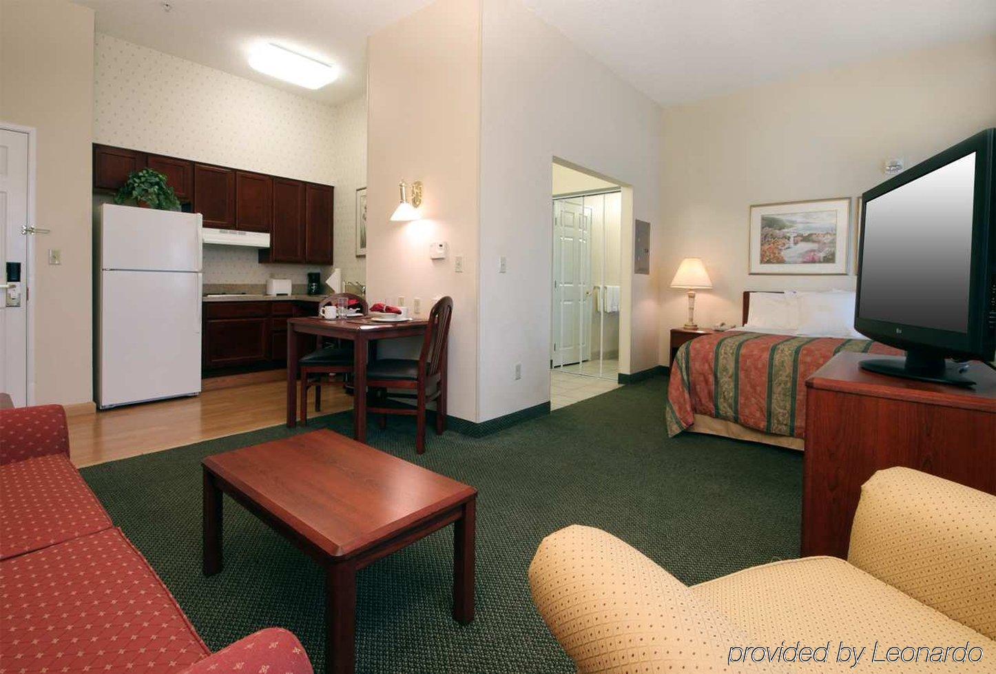 Hotel Homewood By Hilton Erie 3*