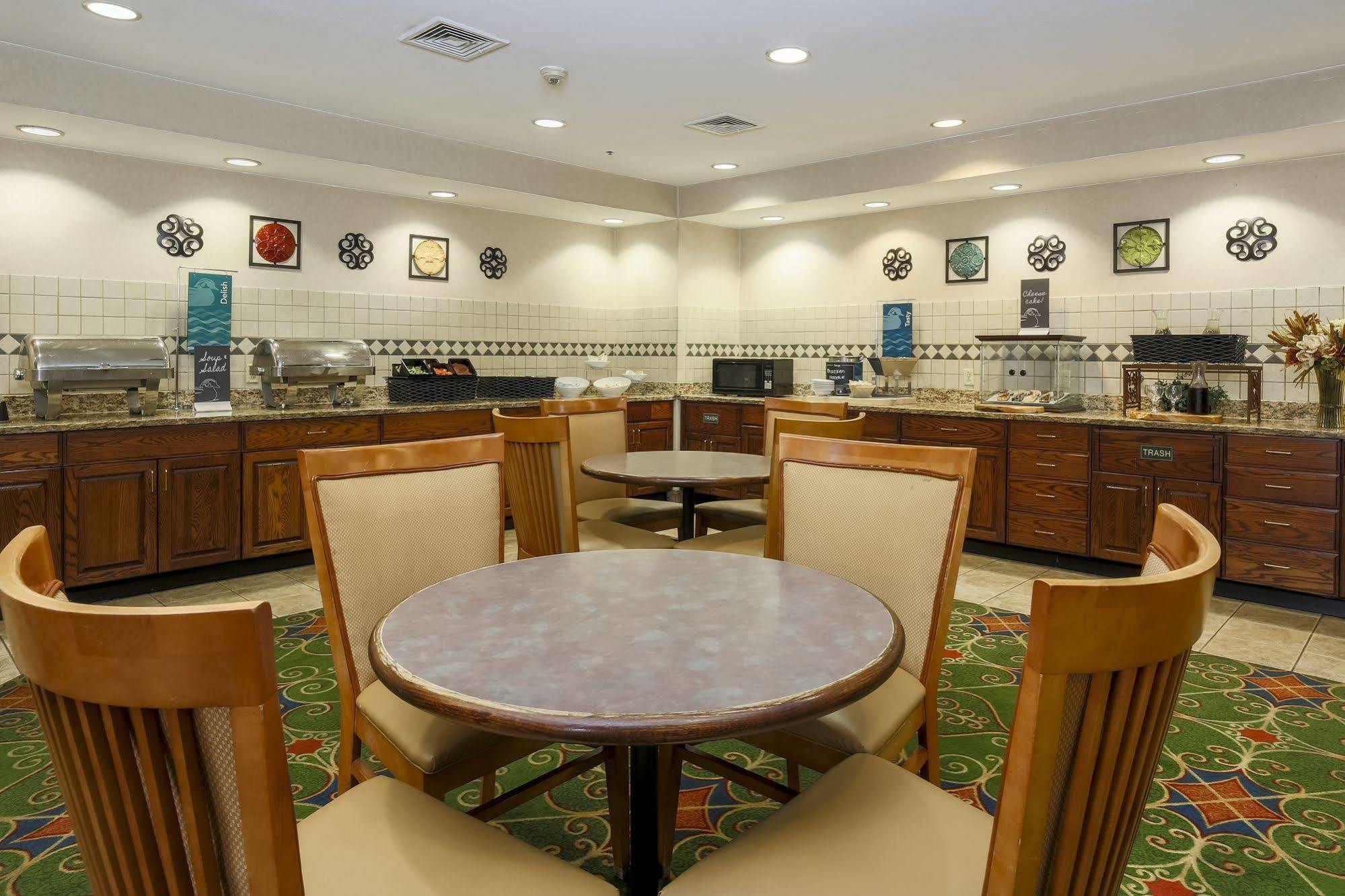 Hotel Homewood By Hilton Erie 3*